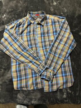Casual Plaid Button-Down Shirt in Blue and Green